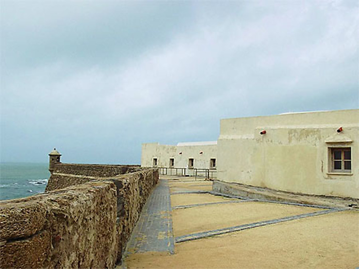 Castillo Santa Catalina - Gulwenn Torrebenn