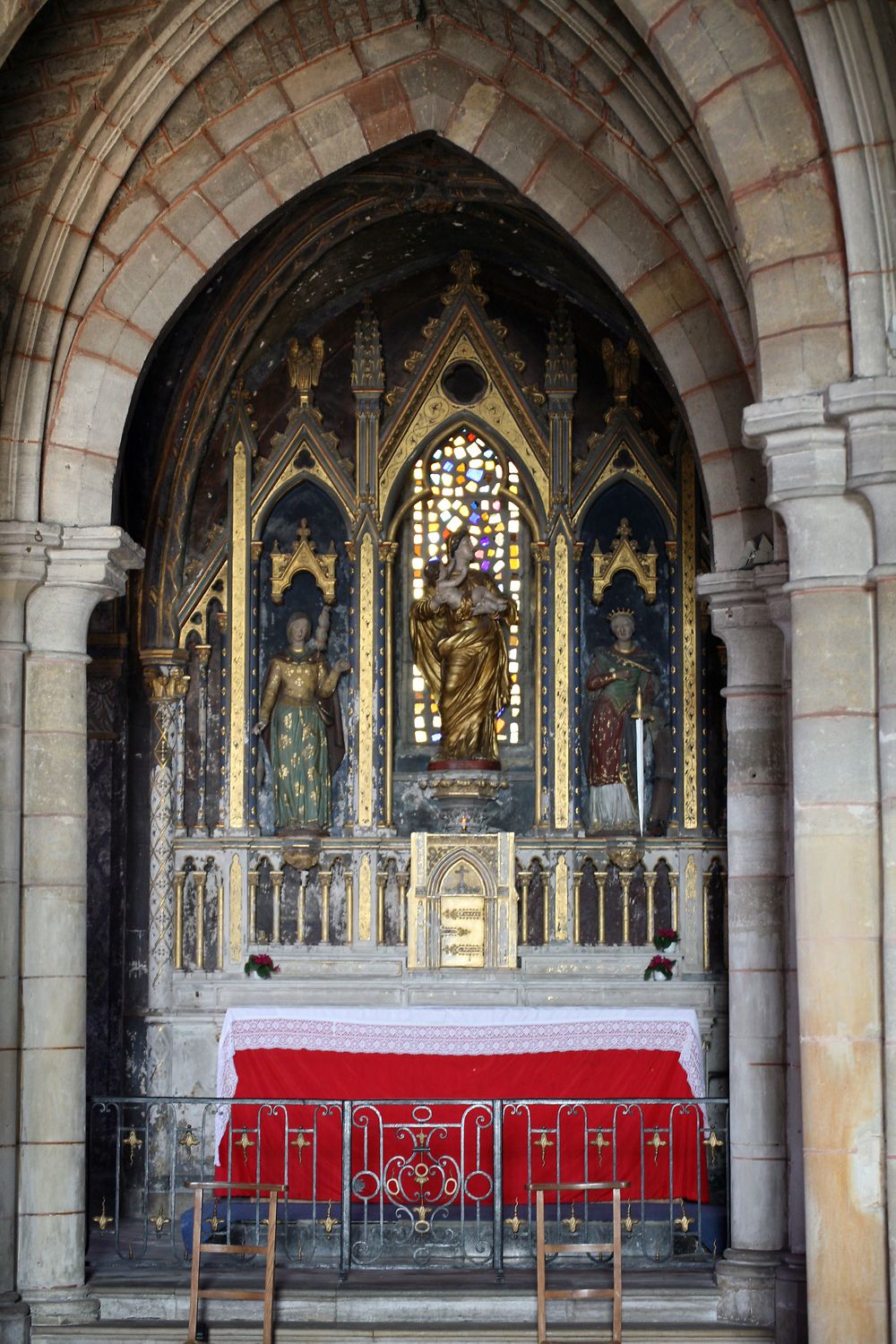 Une des chapelles de l'église