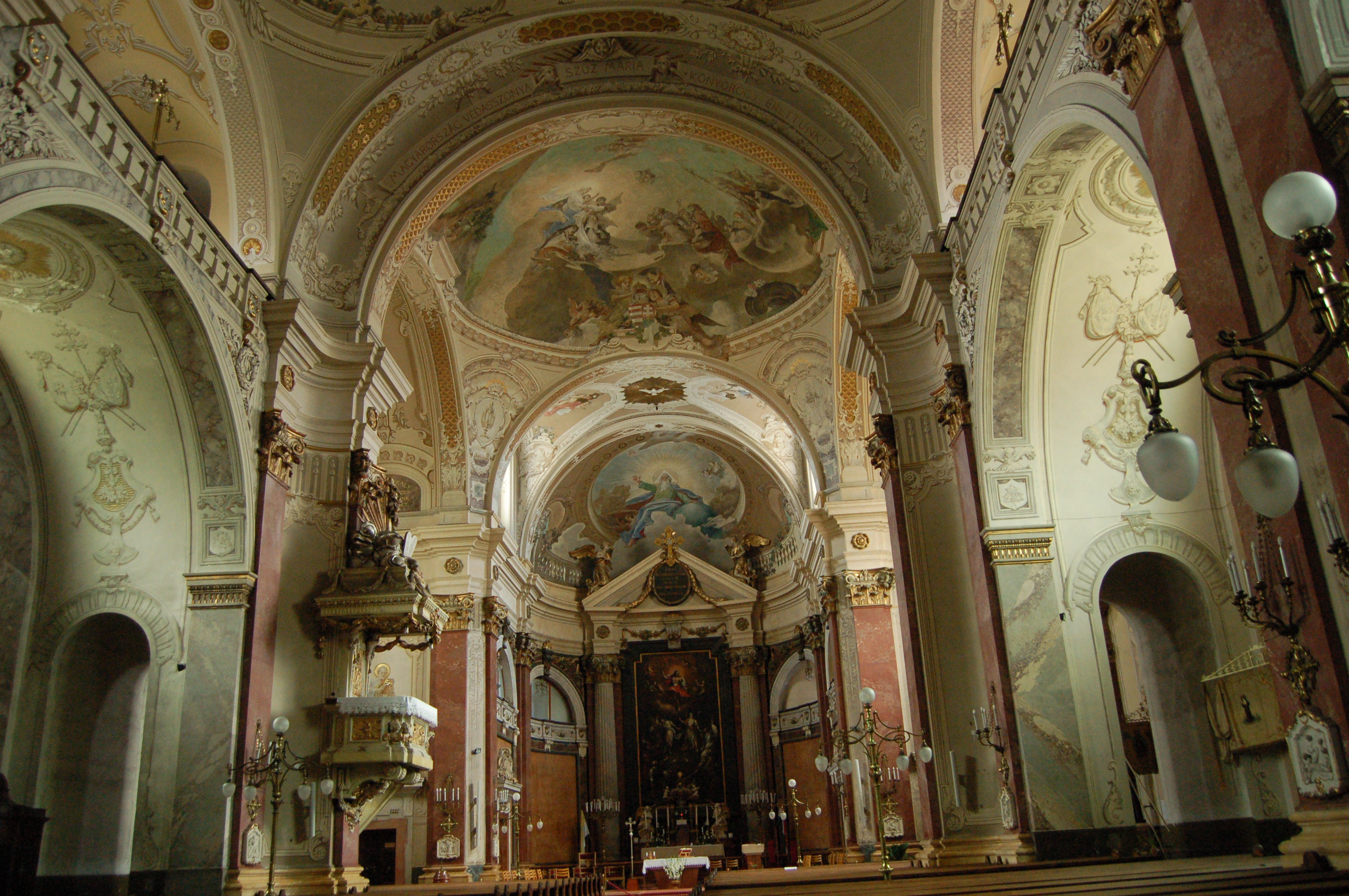 Intérieur baroque de la Grande Eglise Intérieur baroque de la Grande Eglise