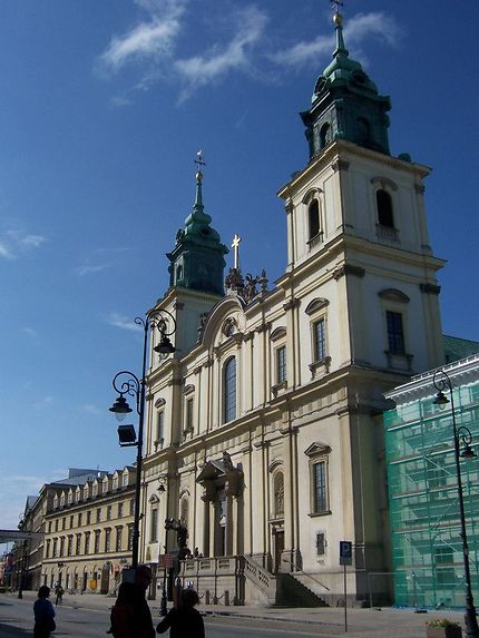 Eglise Sainte-Croix à Varsovie