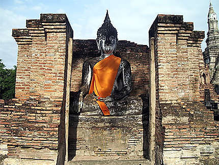 Bouddha orangé