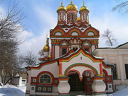 Eglise multicolore