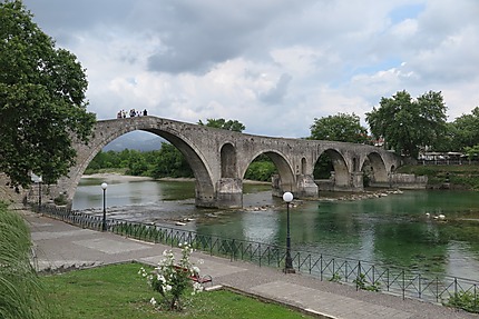 Pont Arta