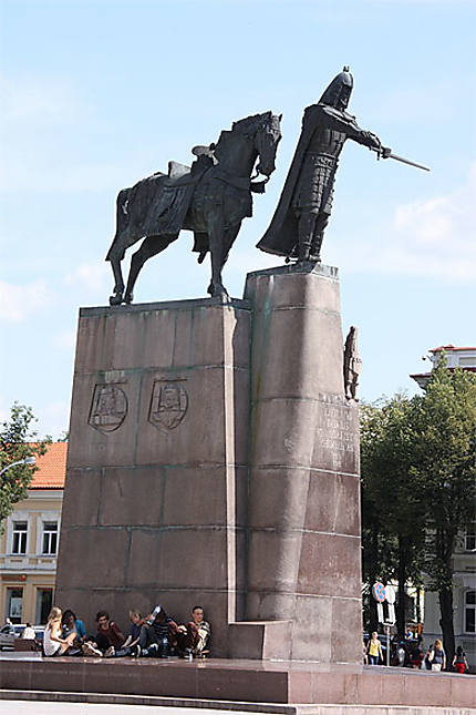 Statue du Grand Duc Gediminas