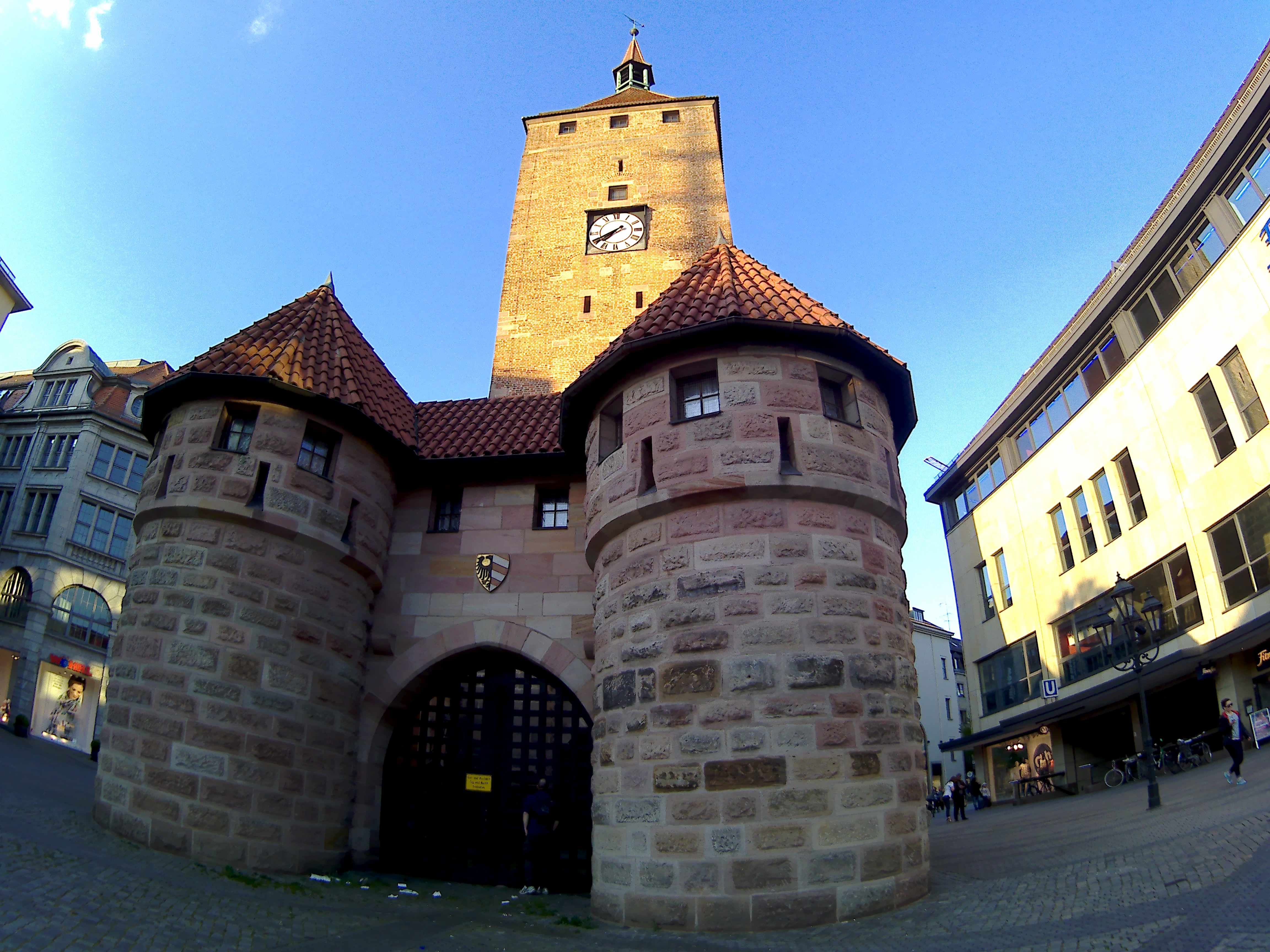 Au pied de la Weißer Turm Au pied de la Weißer Turm