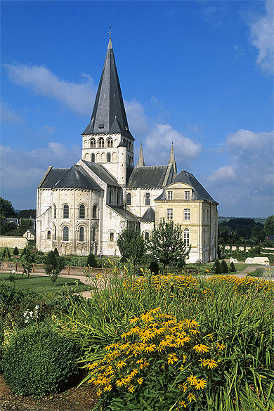 Eglise abbatiale St-Georges, St-Martin-de-Boscherville Eglise abbatiale St-Georges, St-Martin-de-Boscherville