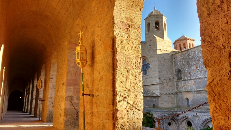 Narbonne, Abbaye de Fontfroide Narbonne, Abbaye de Fontfroide