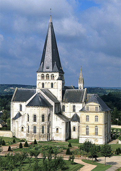 Eglise abbatiale St-Georges, St-Martin-de-Boscherville Eglise abbatiale St-Georges, St-Martin-de-Boscherville