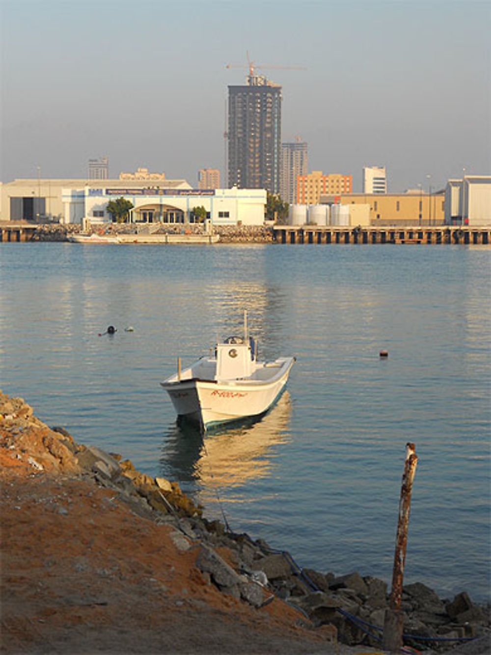 Port de RAK au coucher du soleil