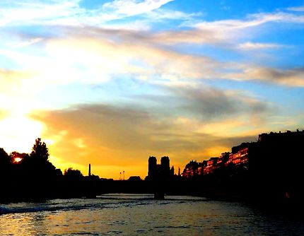 Coucher de soleil sur la Seine 