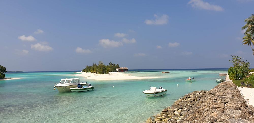 Bateau sur Eligandu Huraa