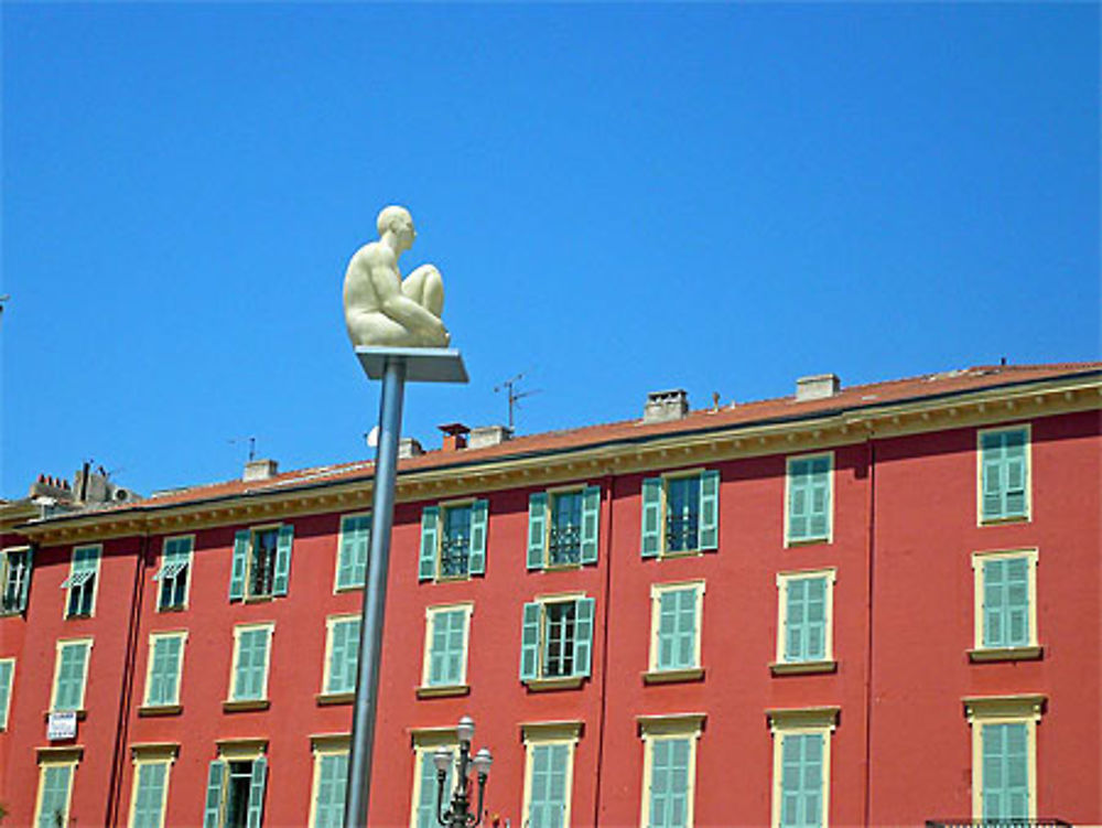 Statue place Masséna