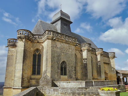 Eglise dans le château