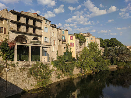 Maisons en hauteur à Sauve