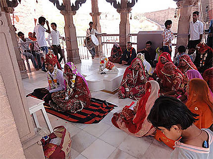 Mariage au temple Hindou