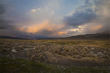 Soir d'orage sur l'Altiplano