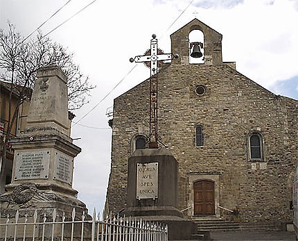 St-Julien-de-Peyrolas, l'église