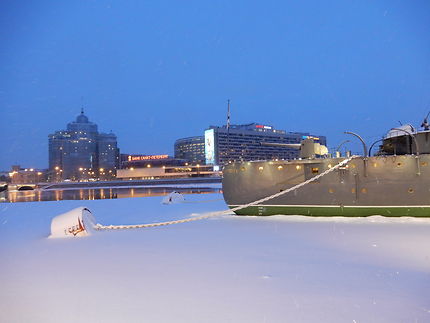 La Neva à Saint-Pétersbourg