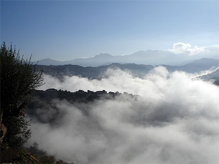 Tan Saout sous la brume Tan Saout sous la brume