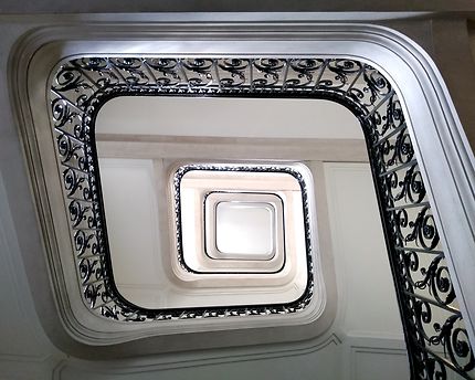 Escaliers du Palais Cambon