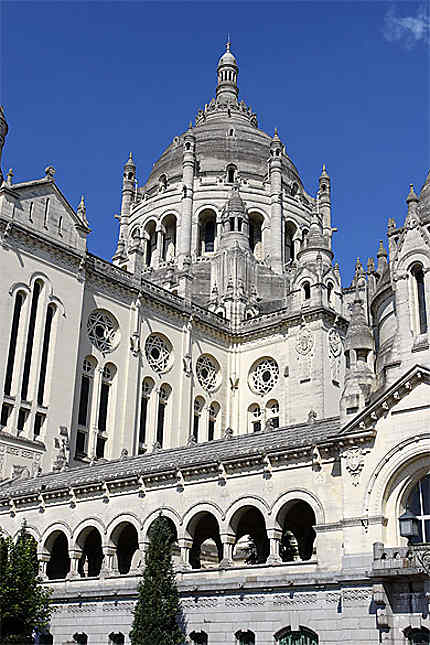 Basilique Ste-Thérèse, Lisieux