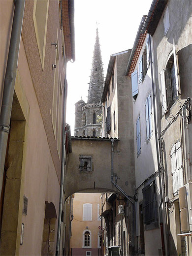Ruelle Ruelle