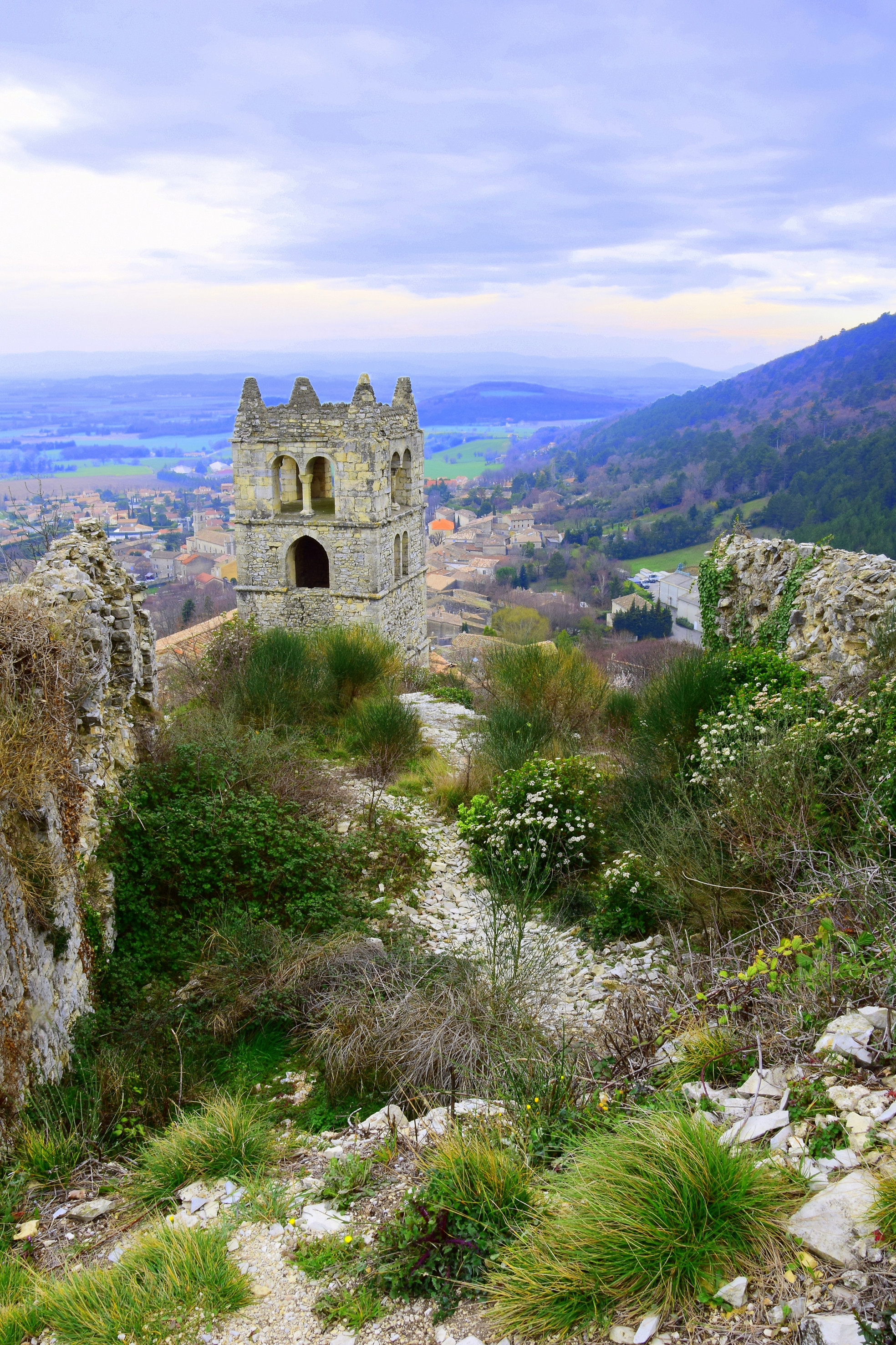 Le donjon de Marsanne Le donjon de Marsanne