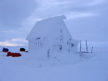Home, sweet home ! Home, sweet home !