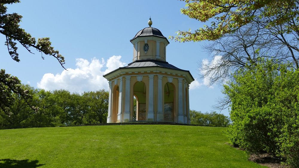 Le belvédère du parc floral d'Apremont