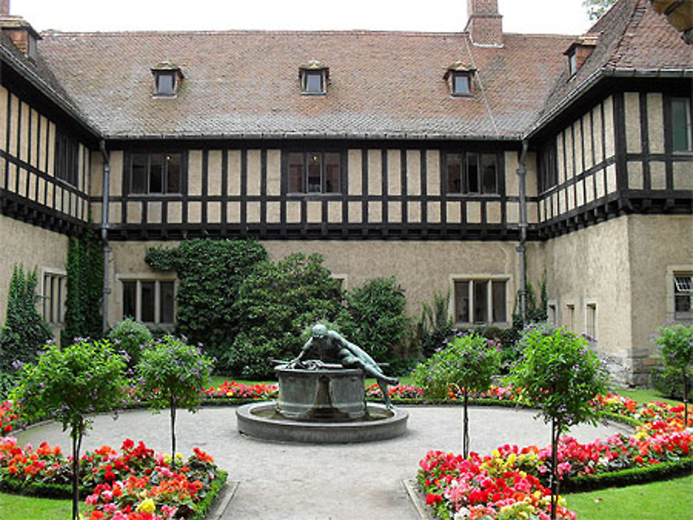 Schloß Cecilienhof (Musée de la Conférence de Potsdam)