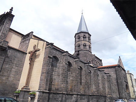 Riom. Basilique Saint-Amable Riom. Basilique Saint-Amable