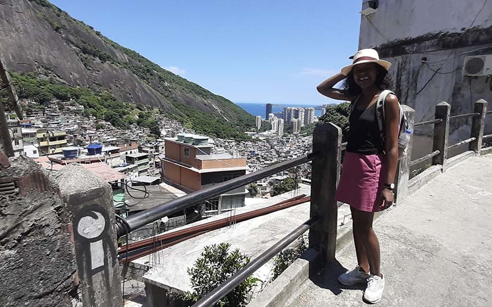 Visite de la plus grande favela d'Amérique du sud 