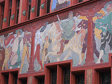 Peinture murale dans la cour intérieure de l'hôtel de ville