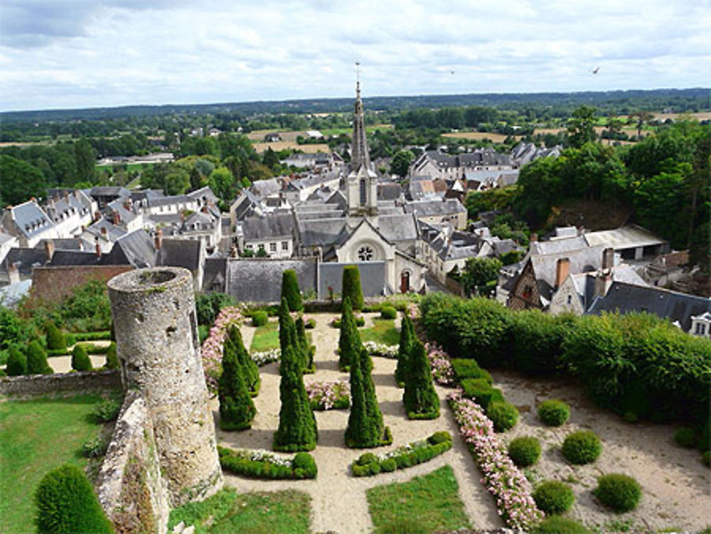 Tour du château de Luynes