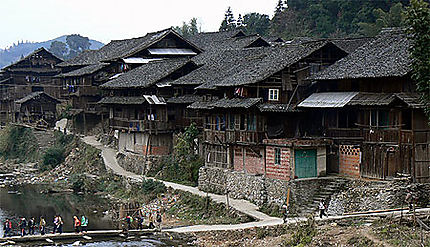 Village Dong 