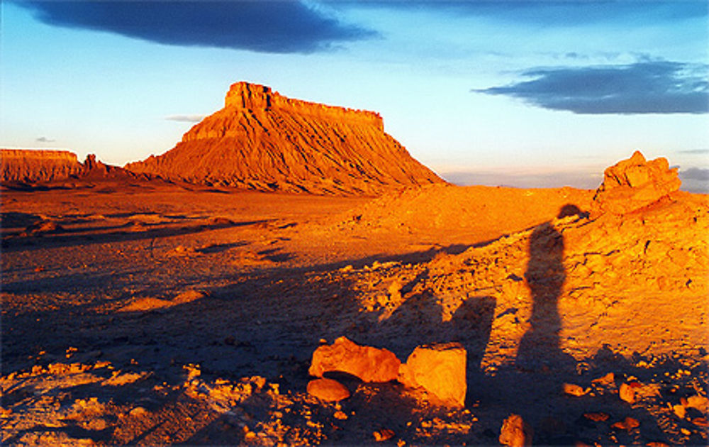 Factory Butte au lever du soleil