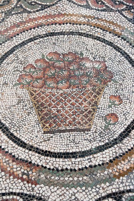 Alger - Musée des Antiquités - Le panier, mosaïque