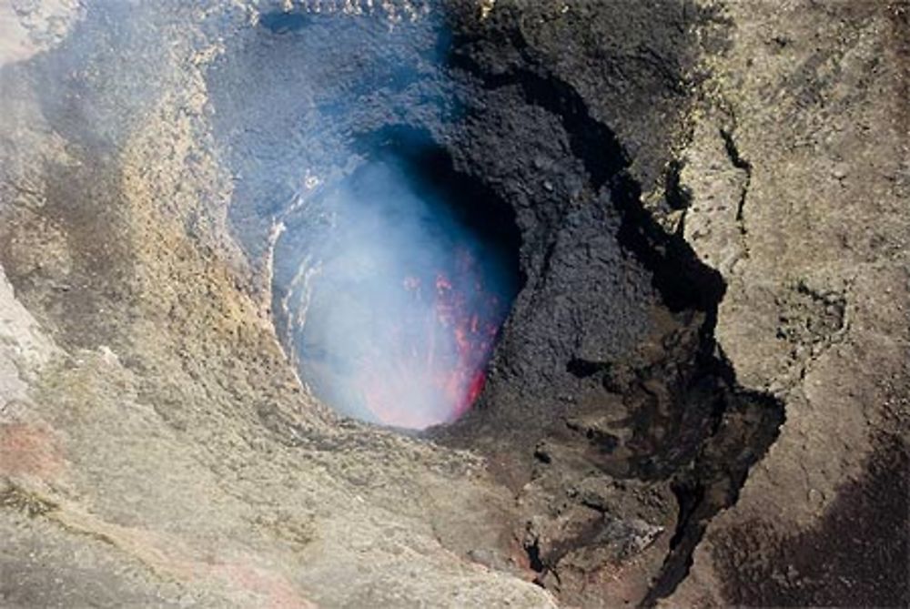 Survol du cratère du Villarica