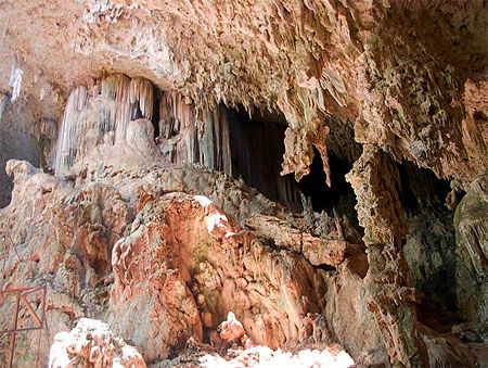 Grottes d'Anjohibé, Région de Majunga