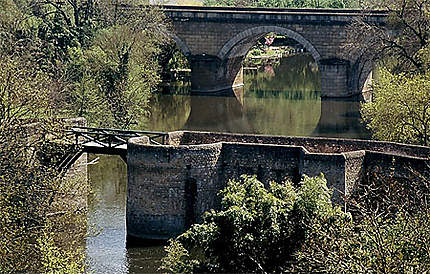 Deux vieux ponts sur le Thouet