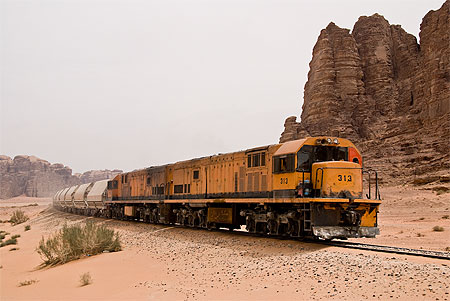 Train traversant le Wadi Rum