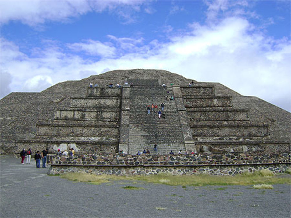 Pyramide de la Lune