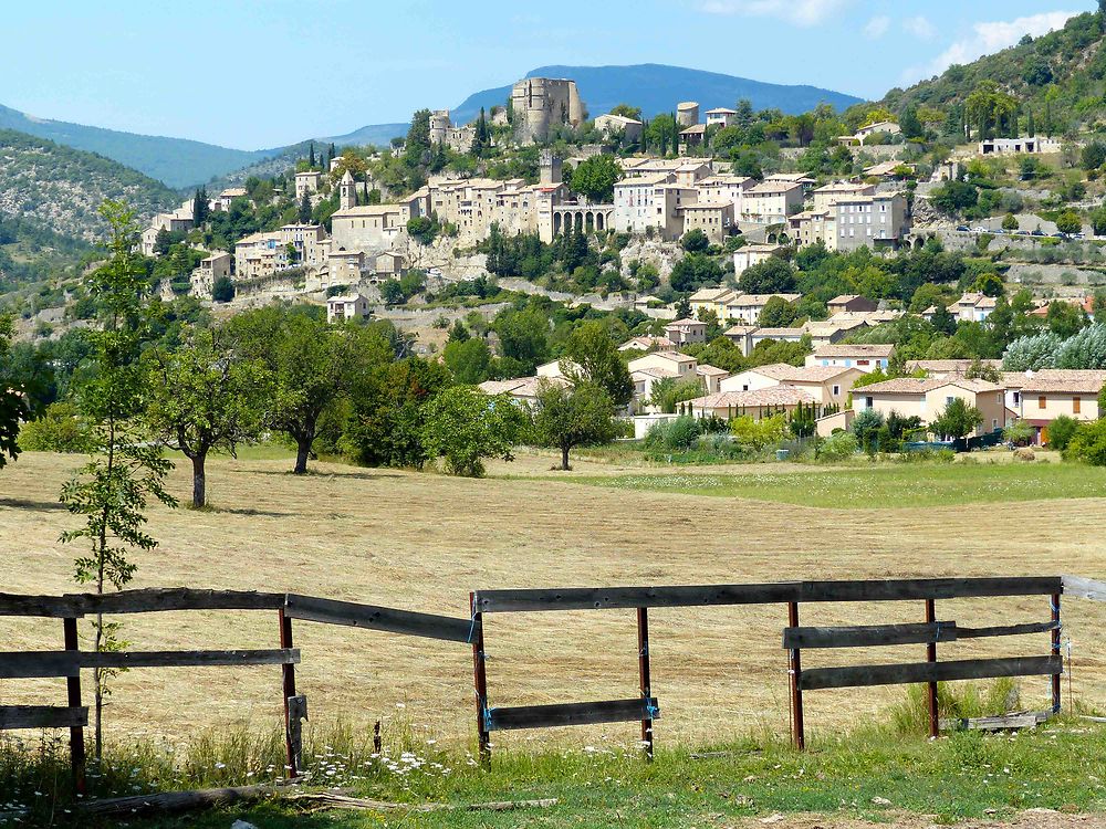 Village de Montbrun-les-bains