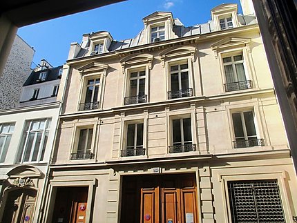 Immeuble factice à Paris 