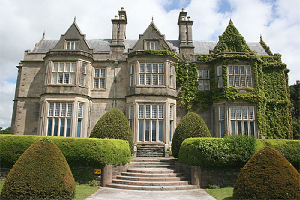 Muckross House