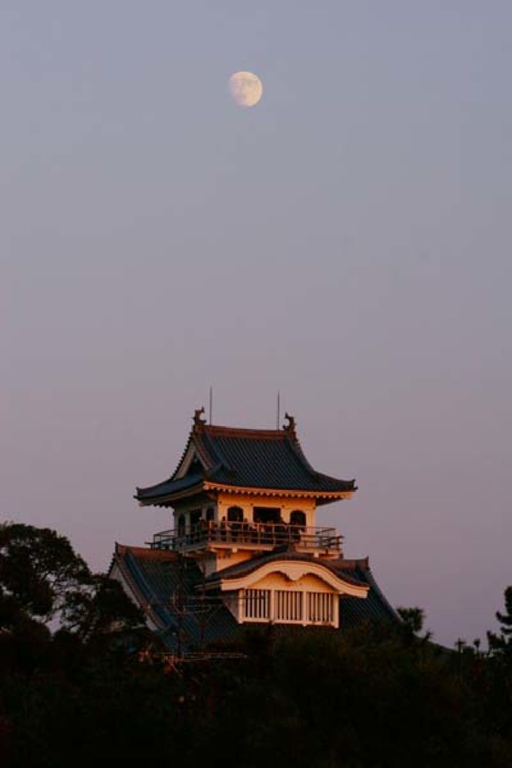Sous la lune