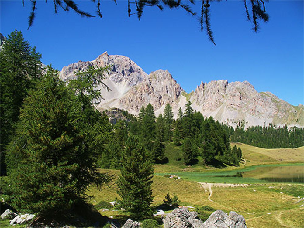 Berge du lac miroir