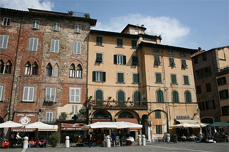 Piazza San Michele Piazza San Michele