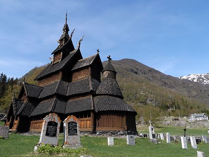 Stavkirkje - Eglise en bois debout