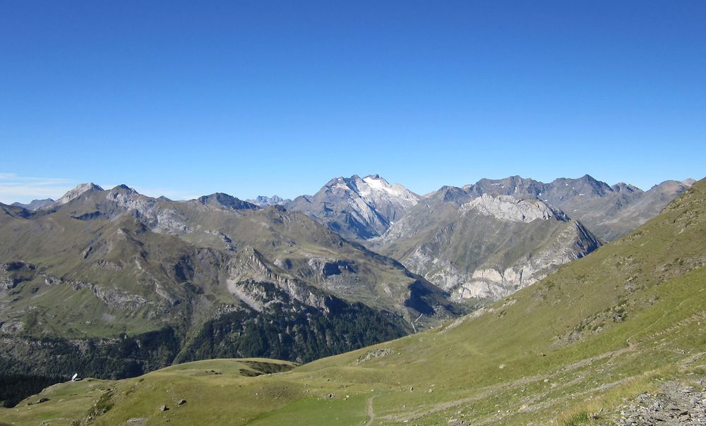 Vignemale vu du plateau de Pailla